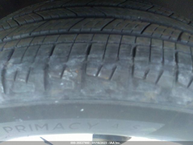 KNDMB5C19H6316308 KIA SEDONA LX