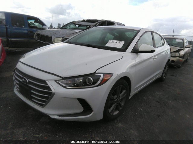 2018 HYUNDAI ELANTRA SEL VIN: 5NPD84LF8JH239396