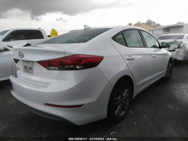 2018 HYUNDAI ELANTRA SEL VIN: 5NPD84LF8JH239396