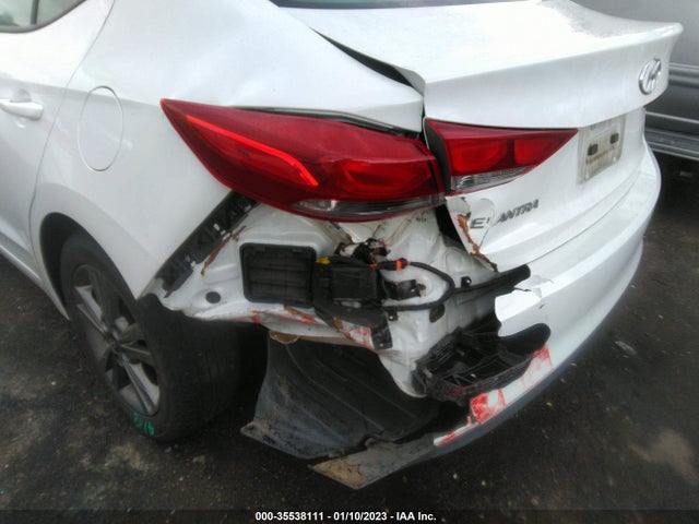 2018 HYUNDAI ELANTRA SEL VIN: 5NPD84LF8JH239396