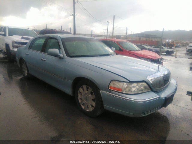 Lincoln Town Car Signature Limited 2005 1LNHM82W55Y606938 main image