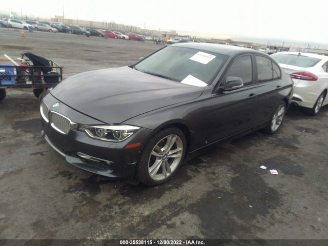 BMW 3 Series 320i 2016 WBA8A9C59GK619137 Image 2