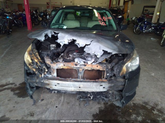 4S3BNAA65F3058292 Subaru Legacy 2.5i