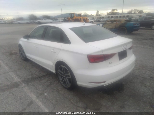 2018 Audi A3, VIN: WAUAUGFF4J1013548