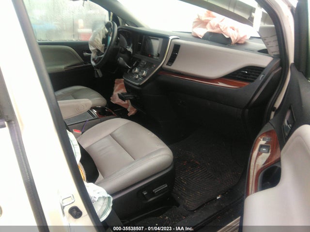 2016 Toyota Sienna, VIN: 5TDDK3DC8GS142265