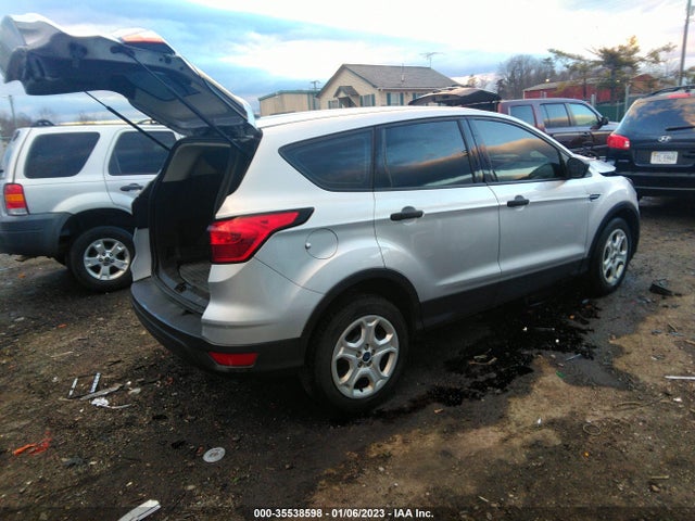 2019 Ford Escape, VIN: 1FMCU0F77KUA02356
