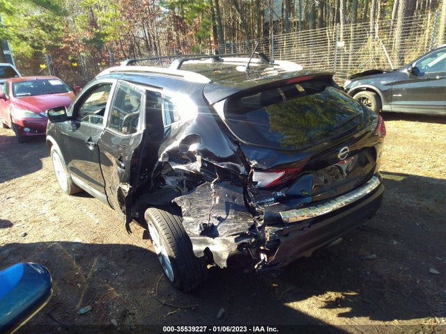 2018 Nissan Rogue, VIN: JN1BJ1CP3JW101104