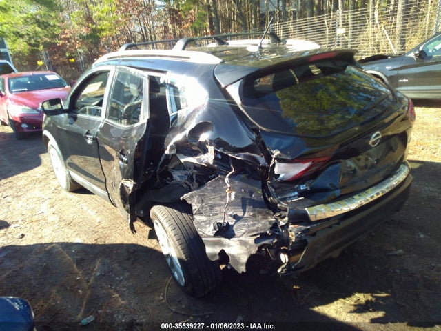 2018 Nissan Rogue, VIN: JN1BJ1CP3JW101104