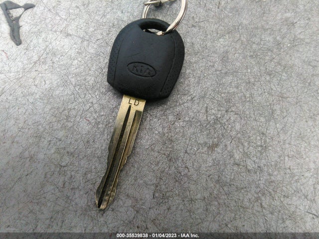 2009 KIA SPORTAGE LX VIN: KNDJF724497582636