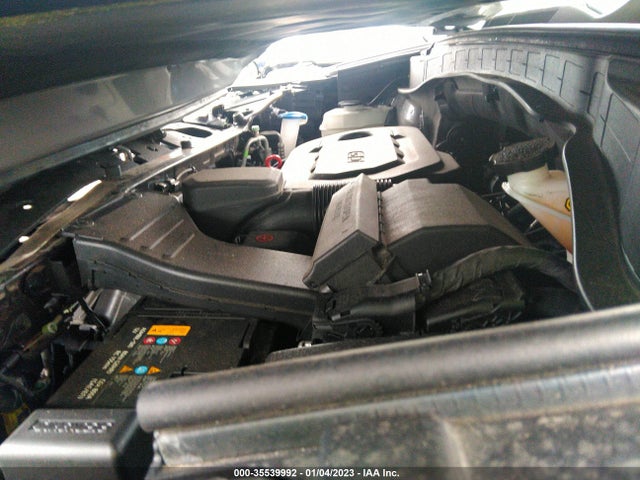 2018 Hyundai Santa Fe, VIN: 5XYZUDLB2JG548612