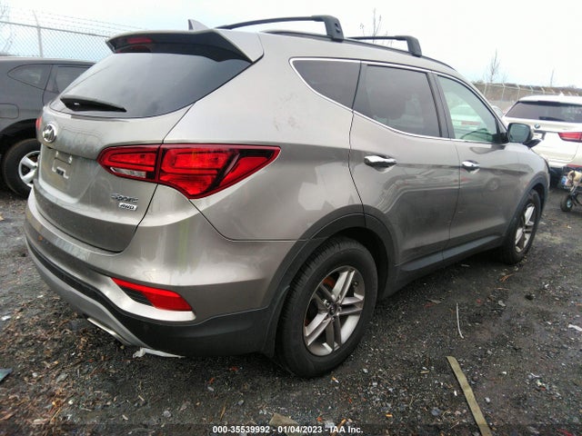 2018 Hyundai Santa Fe, VIN: 5XYZUDLB2JG548612