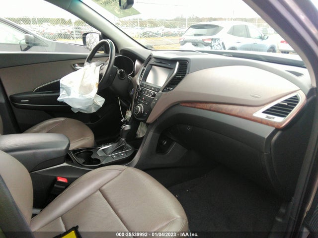 2018 Hyundai Santa Fe, VIN: 5XYZUDLB2JG548612