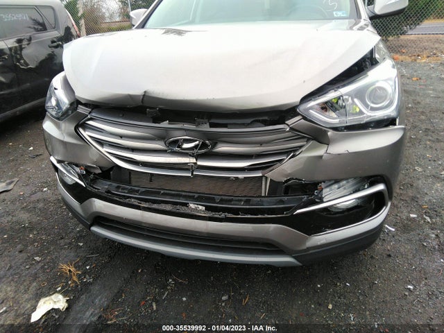 2018 Hyundai Santa Fe, VIN: 5XYZUDLB2JG548612