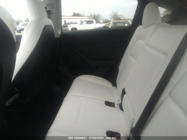 Tesla Model Y Long Range 2022 7SAYGDEE0NF563281 Image 8