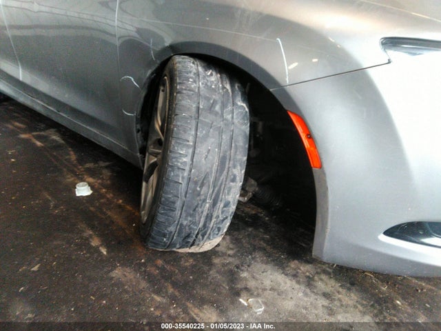 Chrysler 200 S 2015 1C3CCCBB8FN584975 Image 6