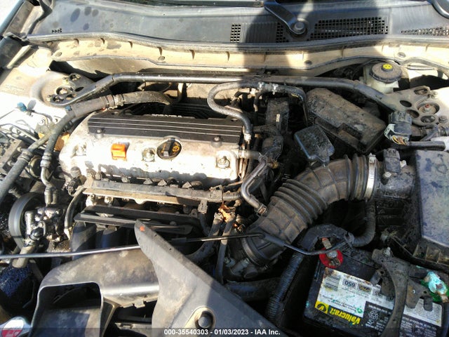 2011 HONDA ACCORD SDN EX-L VIN: 1HGCP2F81BA027076