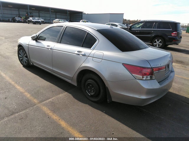 2011 HONDA ACCORD SDN EX-L VIN: 1HGCP2F81BA027076