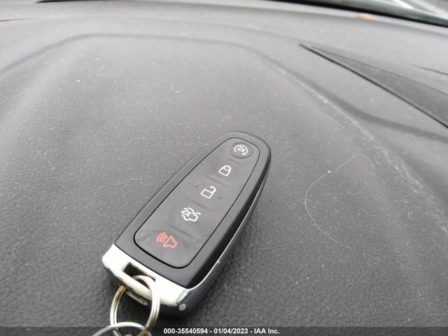 2013 FORD FOCUS TITANIUM VIN: 1FADP3J26DL174180