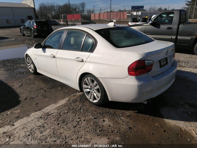 BMW 3 Series 328i 2007 WBAVA33527PV67949 Image 3