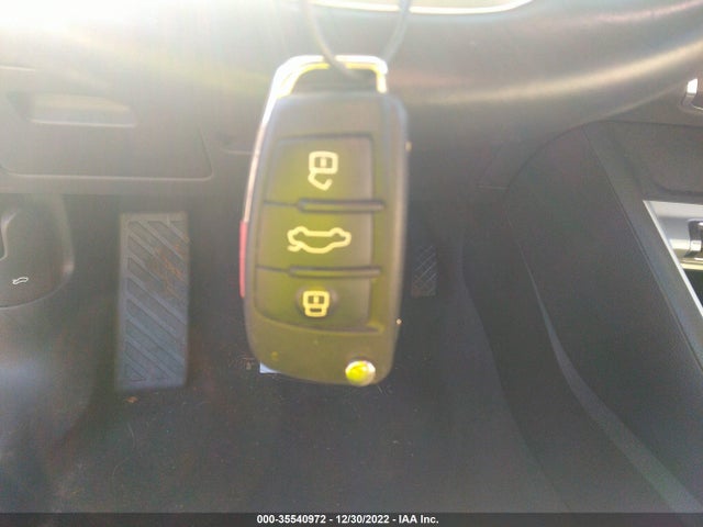 2021 Audi Q3, VIN: WA1AUCF33M1099757