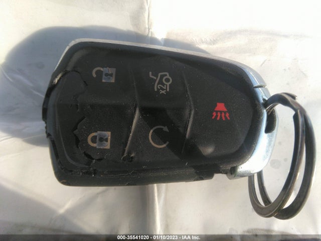 1G6AA5RX8H0141136 Cadillac Ats Sedan Rwd