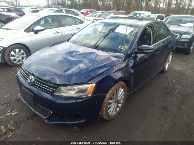 3VWLL7AJ0DM290518 Volkswagen Jetta Sedan Tdi W/premium/nav
