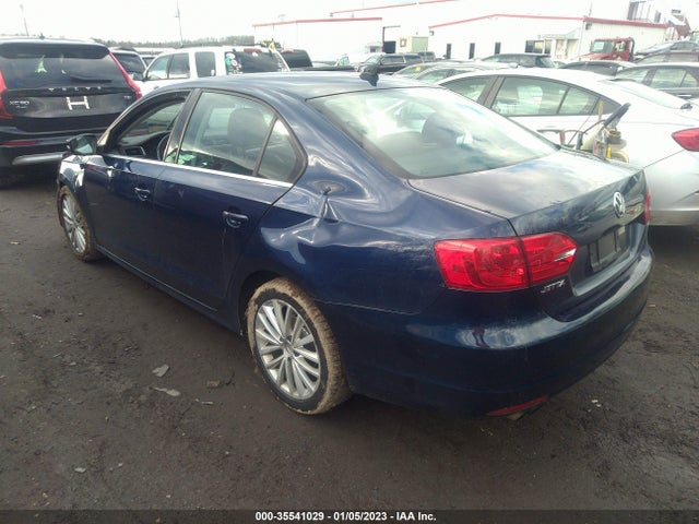 3VWLL7AJ0DM290518 Volkswagen Jetta Sedan Tdi W/premium/nav