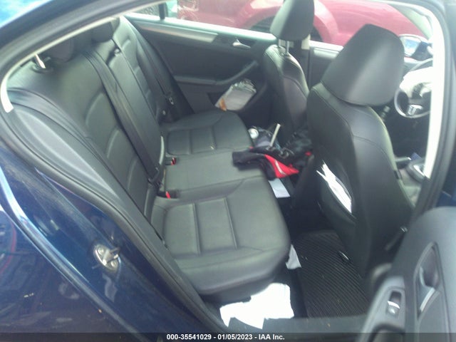 3VWLL7AJ0DM290518 Volkswagen Jetta Sedan Tdi W/premium/nav