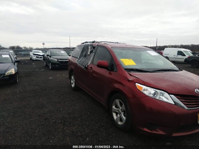 2016 Toyota Sienna, VIN: 5TDKK3DC5GS728056