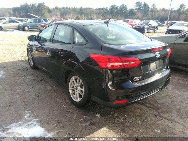 2015 Ford Focus, VIN: 1FADP3F20FL212854