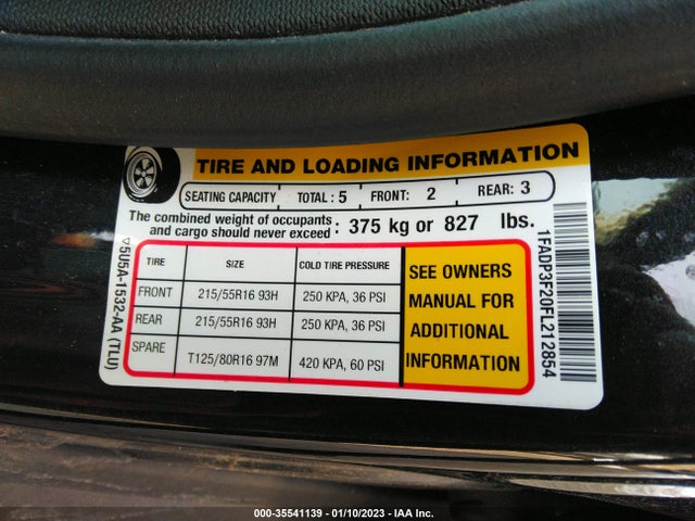 2015 Ford Focus, VIN: 1FADP3F20FL212854