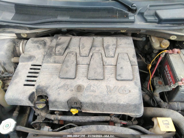 2A4RR5DX8AR129798 Chrysler Town & Country Touring