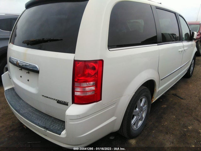 2A4RR5DX8AR129798 Chrysler Town & Country Touring