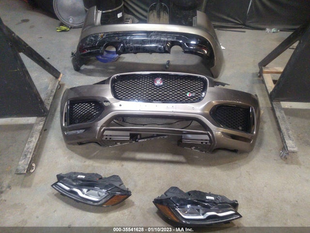 SADCM2BV6HA080436 Jaguar F-Pace
