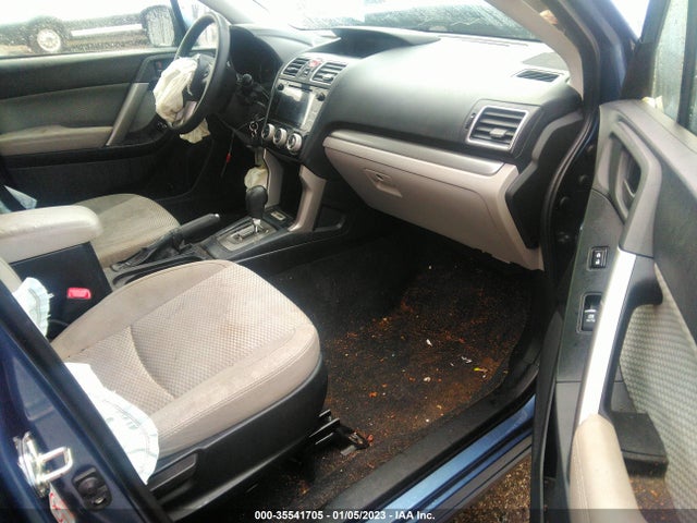 Subaru Forester Premium 2017 JF2SJAGC4HH592366 Image 5