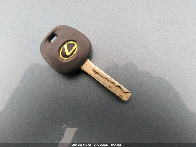 Lexus GX 470 2003 JTJBT20X730010843 Image 3