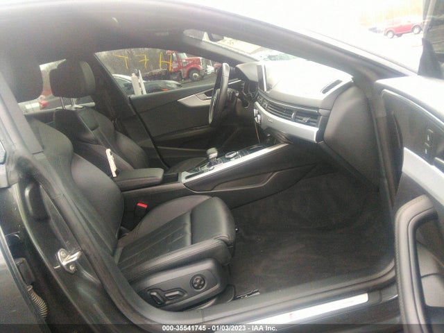 WAUENCF58KA046763 Audi A5 Sportback Premium Plus