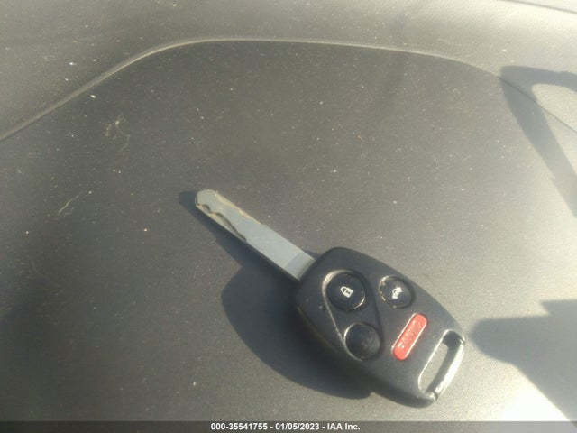 2010 HONDA CIVIC CPE EX VIN: 2HGFG1B8XAH516900