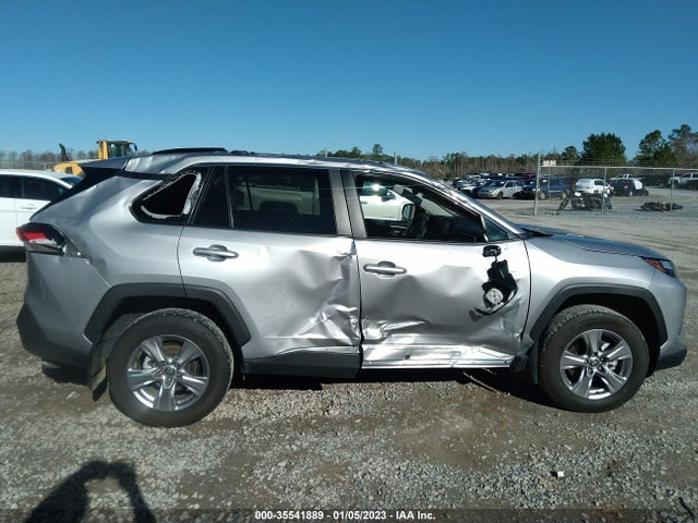 2022 Toyota RAV4, VIN: 2T3W1RFV7NC191953