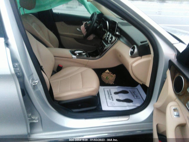 2016 Mercedes-Benz C-Class, VIN: 55SWF4KB6GU102198