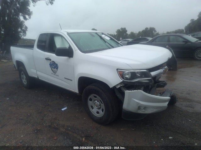 2015 1GCHSAEA1F1210002 main image