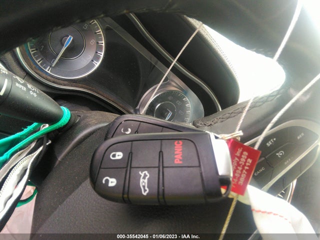 2C3CCAAG1LH115653 Chrysler 300 Touring