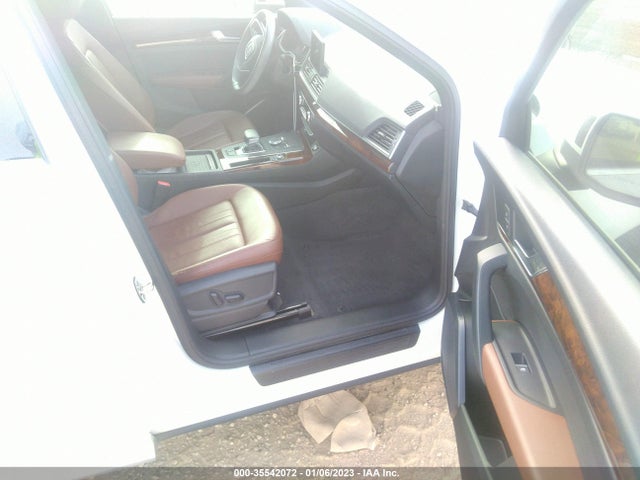 WA1ANAFY0L2049100 Audi Q5 Premium/titanium Premium