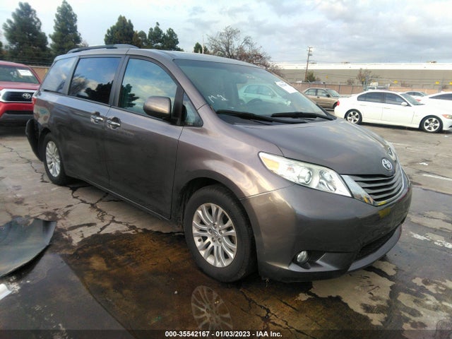 2016 Toyota Sienna, VIN: 5TDYK3DC9GS741550