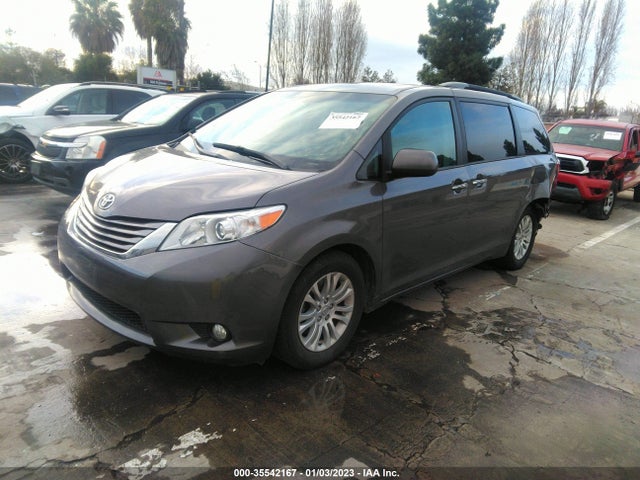 2016 Toyota Sienna, VIN: 5TDYK3DC9GS741550