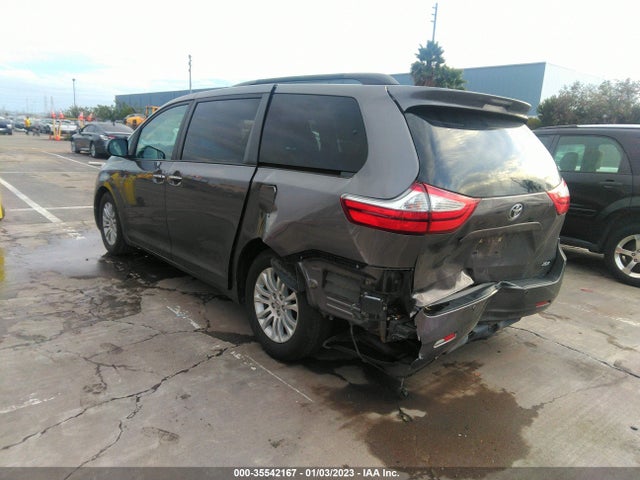 2016 Toyota Sienna, VIN: 5TDYK3DC9GS741550