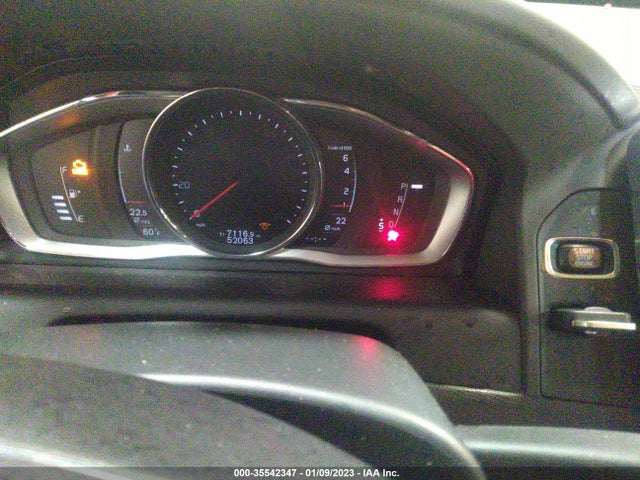 2017 Volvo XC60, VIN: YV440MRR0H2107878