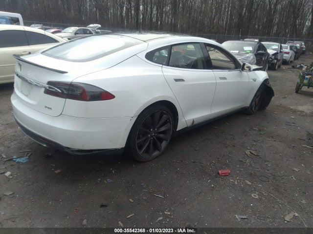 2013 TESLA MODEL S PERFORMANCE VIN: 5YJSA1CP3DFP04382