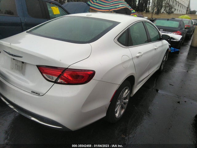 Chrysler 200 Limited 2015 1C3CCCAB8FN747514 Image 4