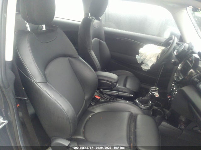 2017 Mini Cooper, VIN: WMWXP7C35H3B94690